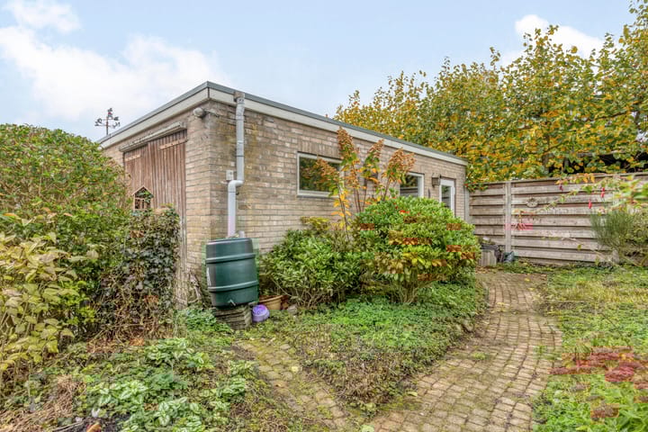 Photo 39 of Vincent van Goghlaan 20