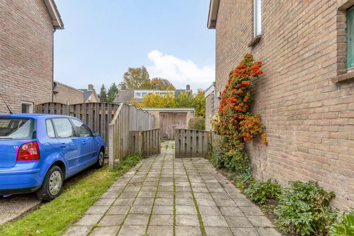 Photo 43 of Vincent van Goghlaan 20