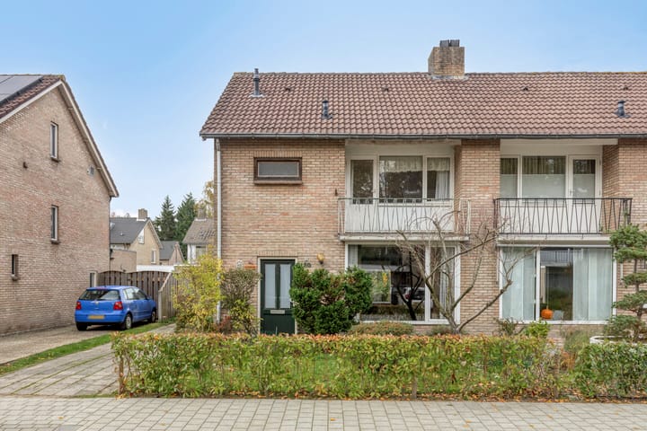 Photo 45 of Vincent van Goghlaan 20