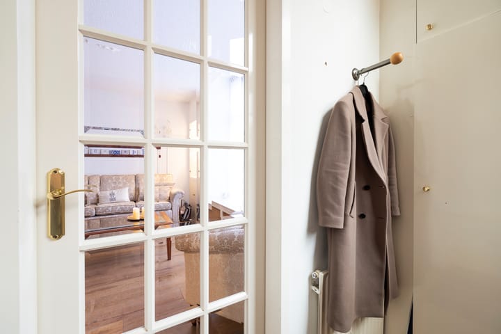 Photo 8 of Atjehstraat 8-A