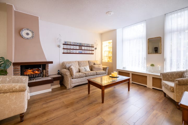 Photo 10 of Atjehstraat 8-A