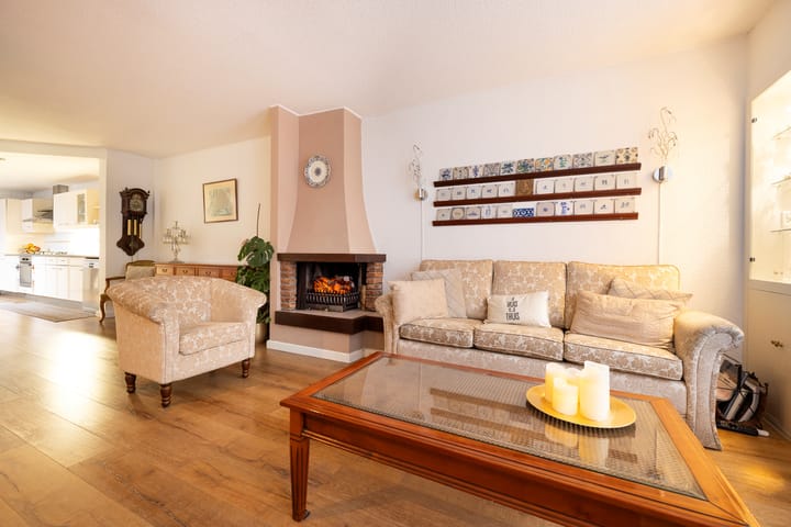 Photo 11 of Atjehstraat 8-A