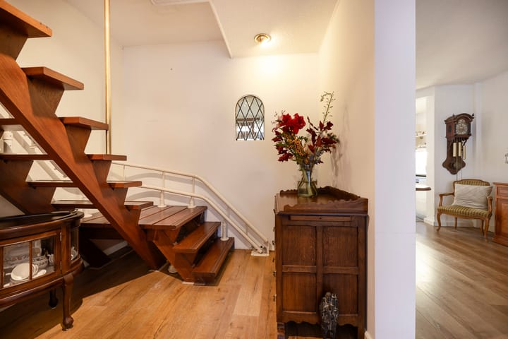 Photo 23 of Atjehstraat 8-A