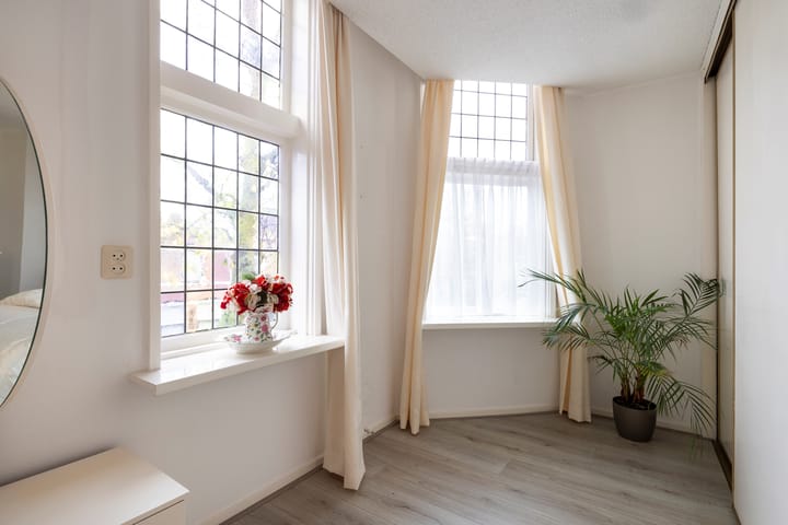 Photo 27 of Atjehstraat 8-A