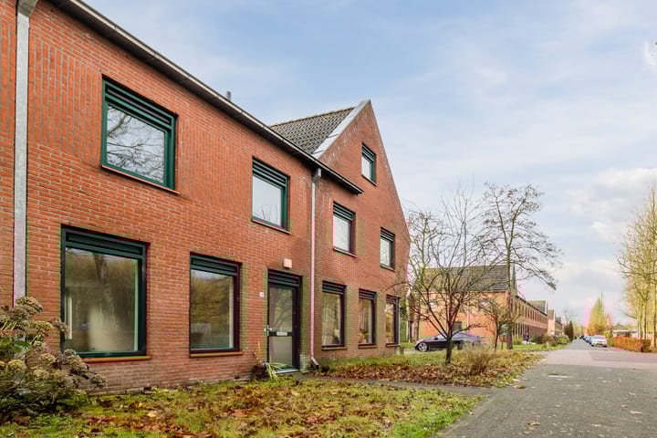 Photo 6 of Grasland 64