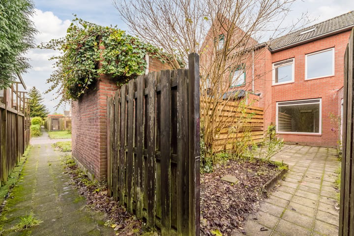 Photo 35 of Grasland 64