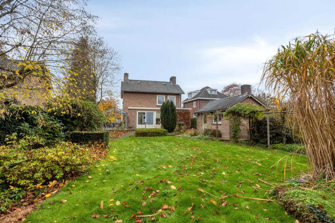 Photo 38 of Oranjelaan 41