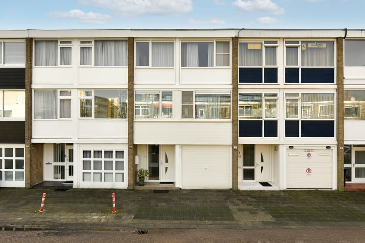 Marquette 15 main image