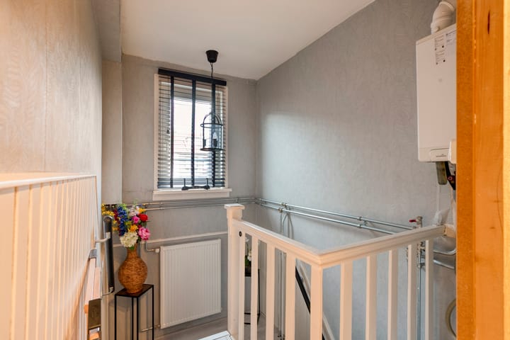 Photo 10 of Spilbergenstraat 16