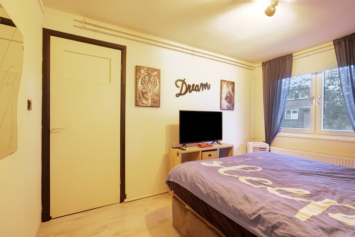 Photo 17 of Spilbergenstraat 16