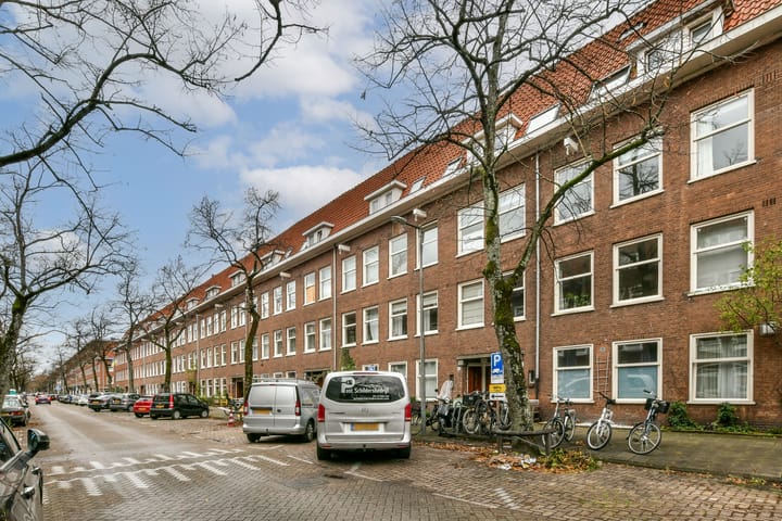 Photo 2 of Orteliusstraat 50-1