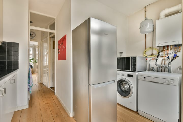 Photo 8 of Orteliusstraat 50-1