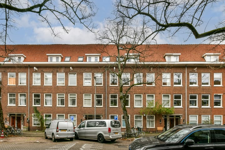 Photo 18 of Orteliusstraat 50-1