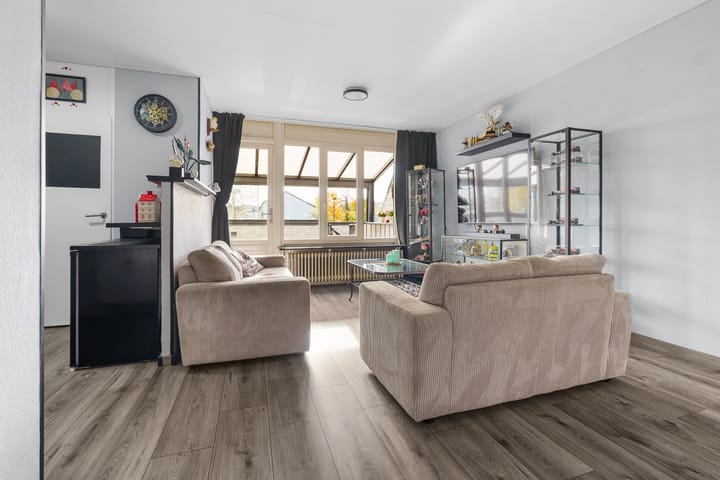 Foto 2 van Zirkoondrift 10