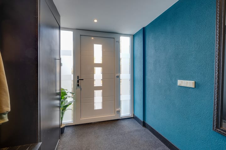 Photo 3 of Meeuwstraat 92