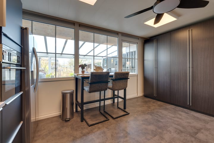 Photo 25 of Meeuwstraat 92