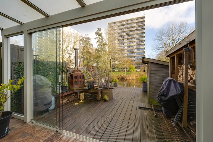 Photo 29 of Meeuwstraat 92