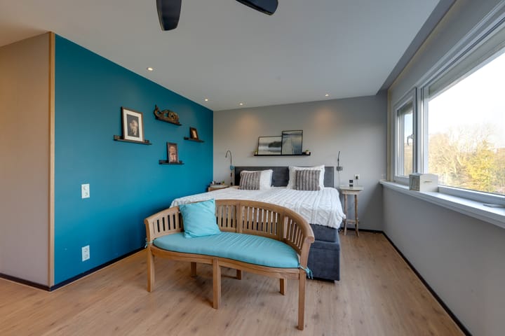 Photo 36 of Meeuwstraat 92