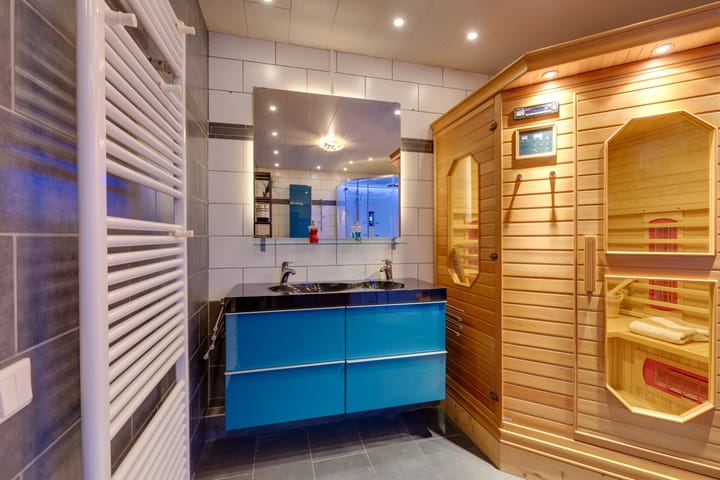 Photo 42 of Meeuwstraat 92