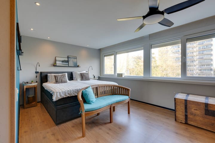 Photo 35 of Meeuwstraat 92