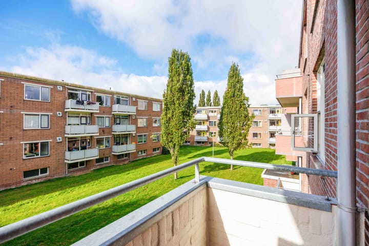 Photo 3 of Frans van Mierisstraat 32