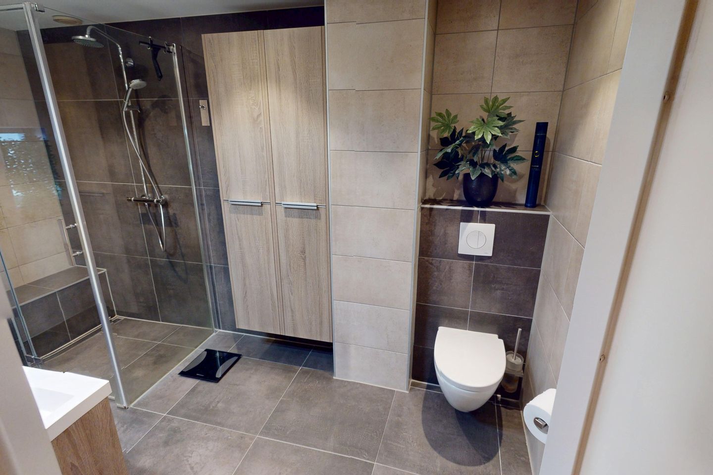 Foto 50 van Weder 18