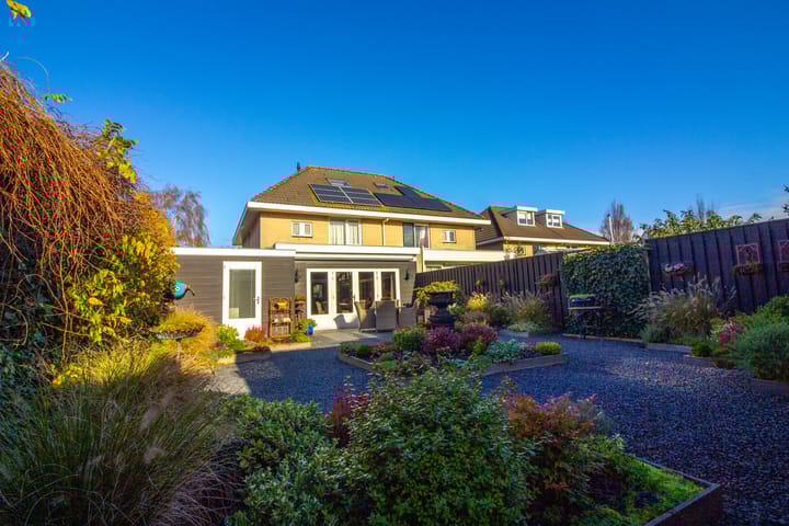 Foto 64 van Weder 18