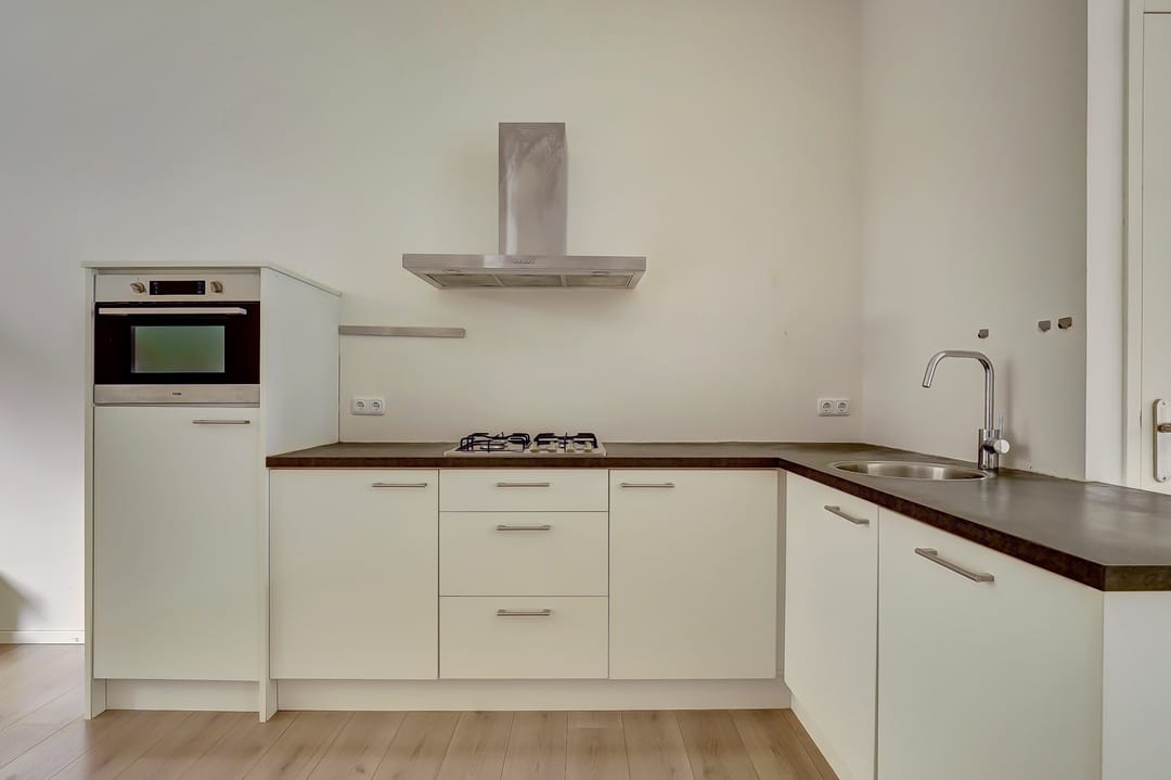 Photo 13 of Dominicanenstraat 151