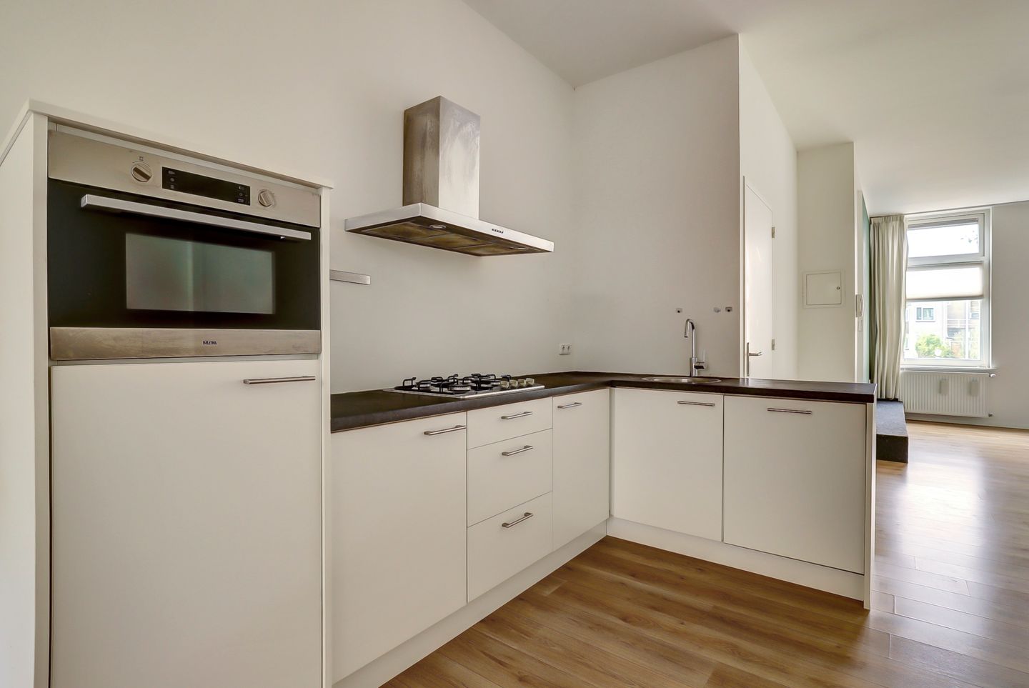 Photo 14 of Dominicanenstraat 151