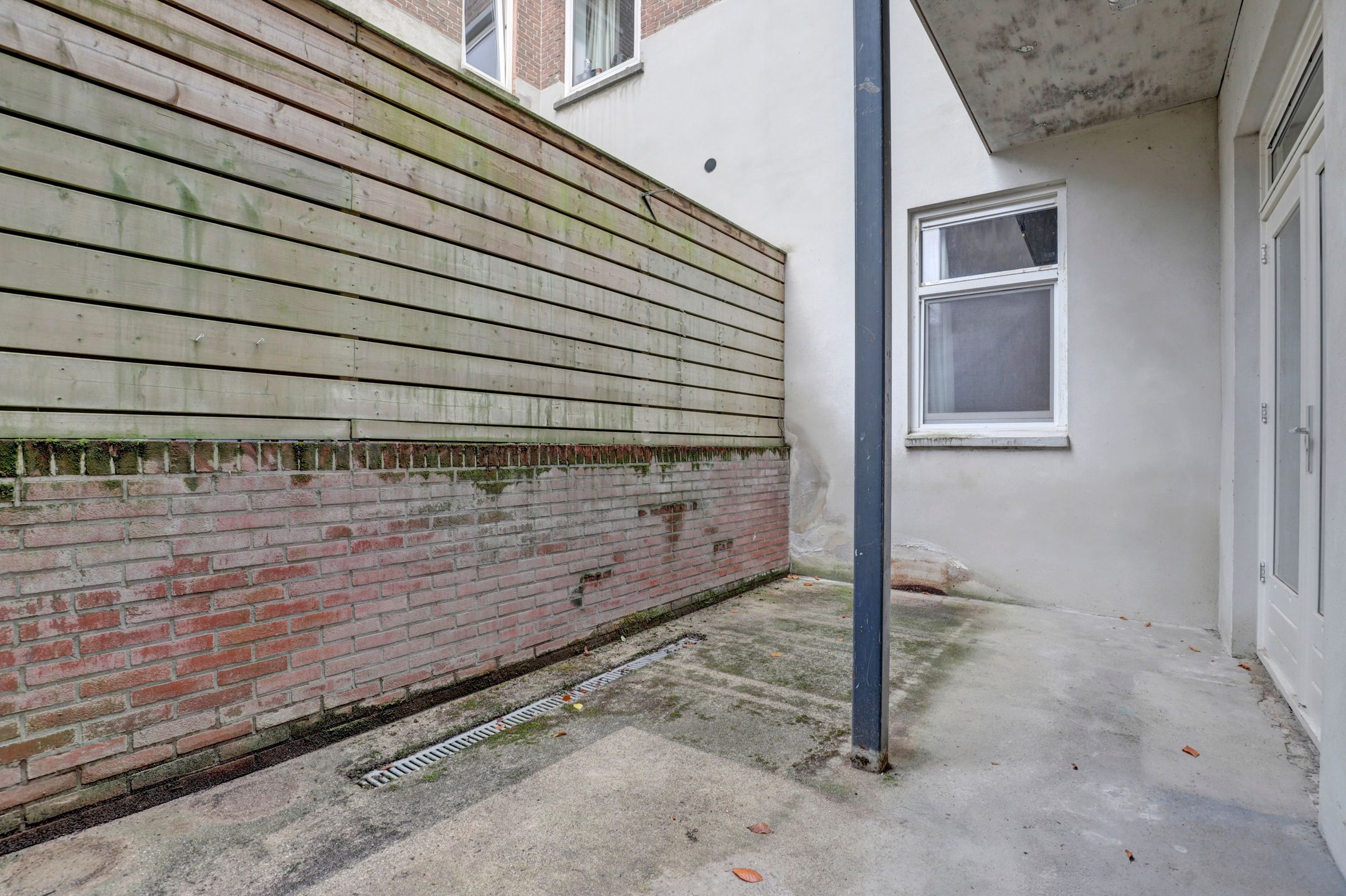 Photo 24 of Dominicanenstraat 151