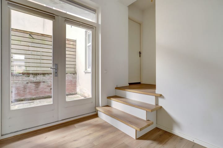 Photo 26 of Dominicanenstraat 151