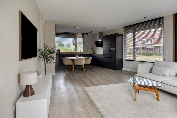 Photo 8 of Musicalstraat 66