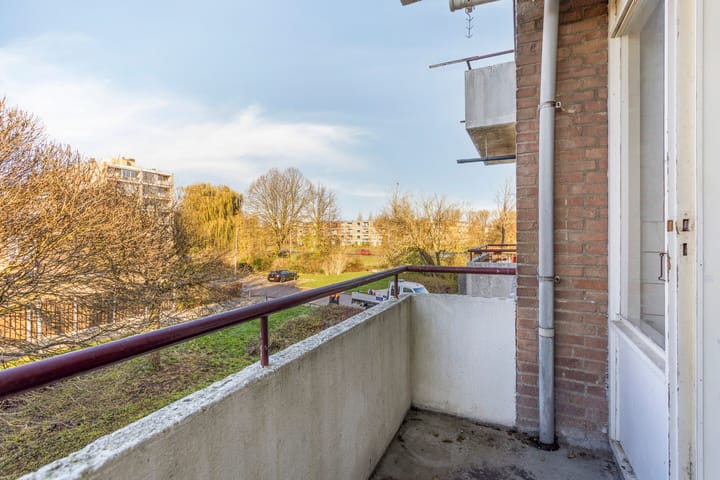 Photo 16 of Van Galenstraat 63-2