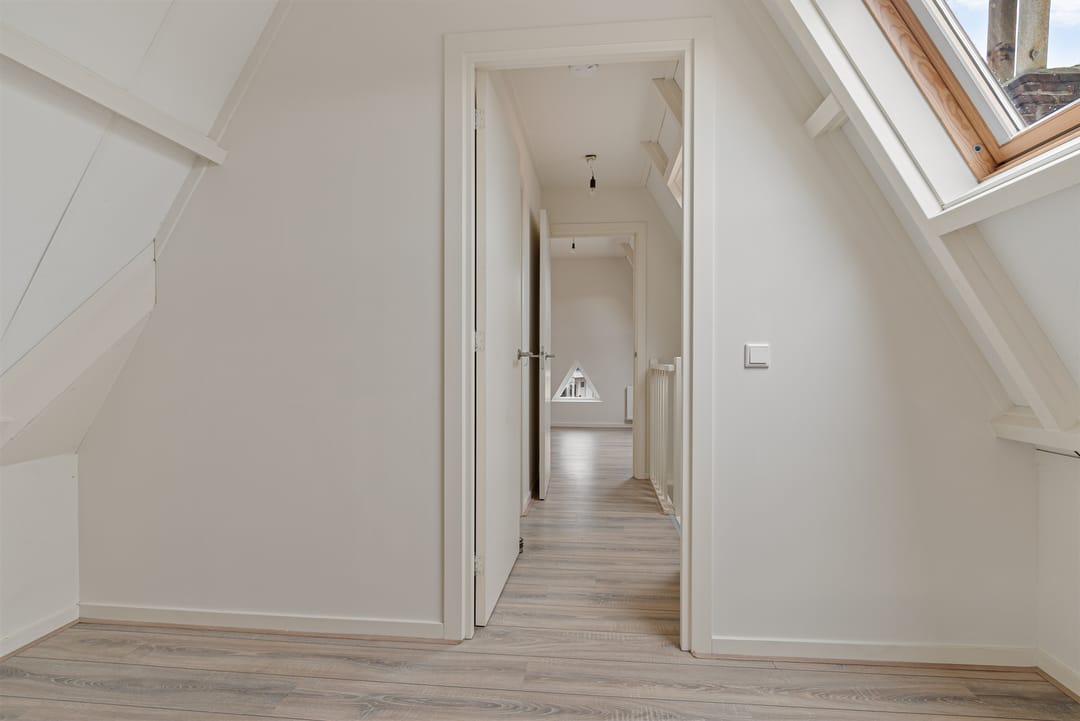 Foto 32 van Zuiderkerkstraat 18-B