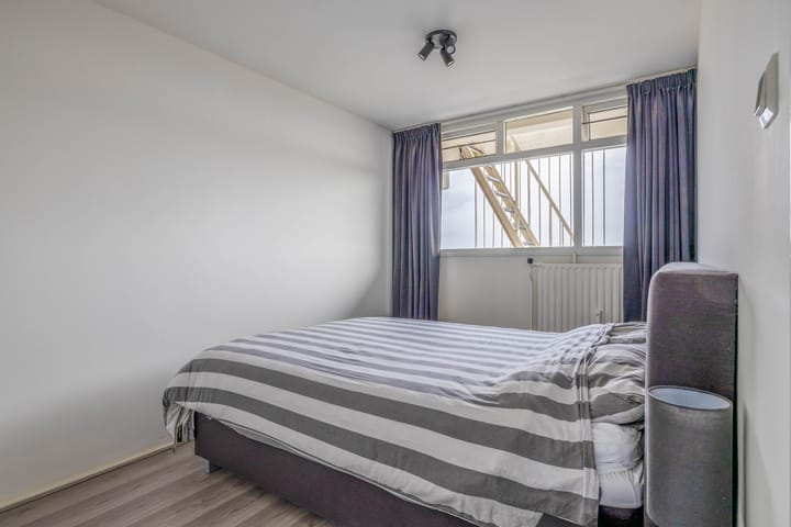 Photo 21 of Louis Couperusplaats 289