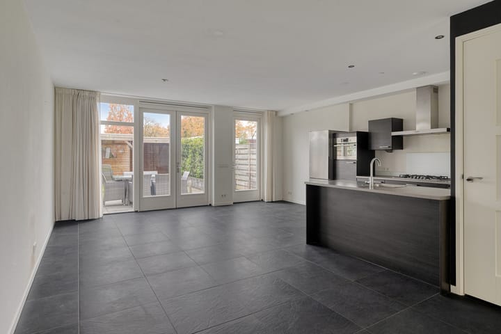 Photo 11 of Herman Broodstraat 7