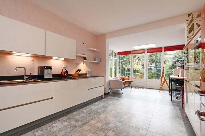 Photo 15 of Laan van Meerdervoort 1208