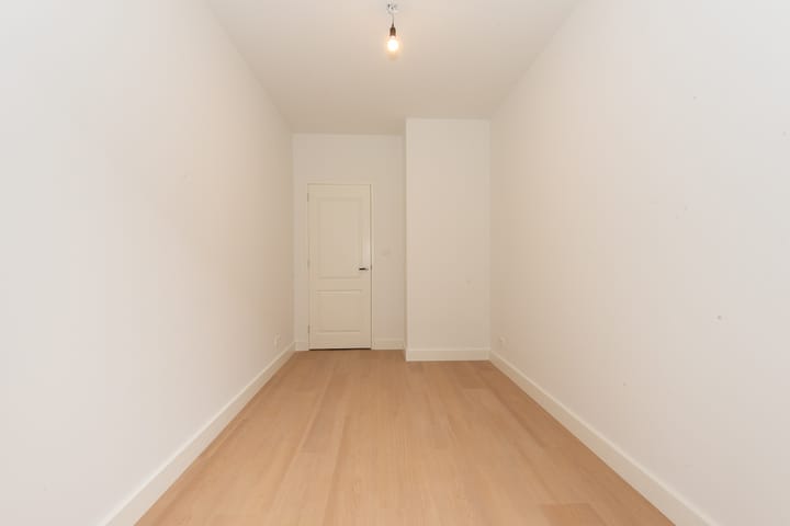 Foto 8 van Eerste Helmersstraat 327-2