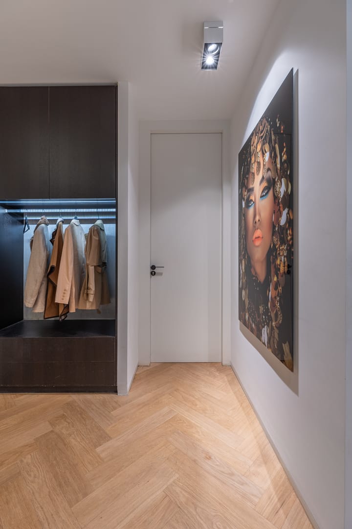 Photo 4 of Pieter de Hoochstraat 5-F