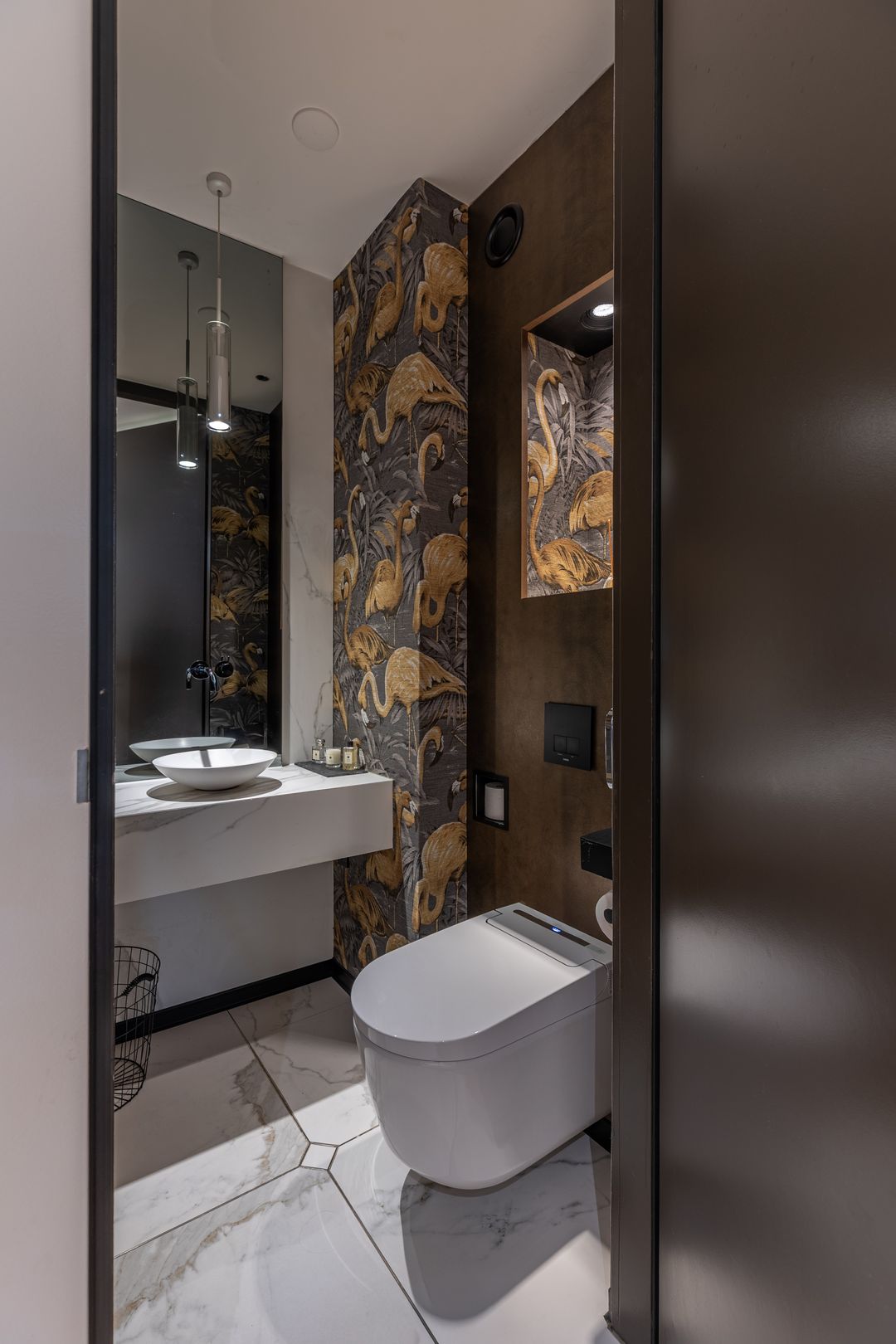 Photo 22 of Pieter de Hoochstraat 5-F