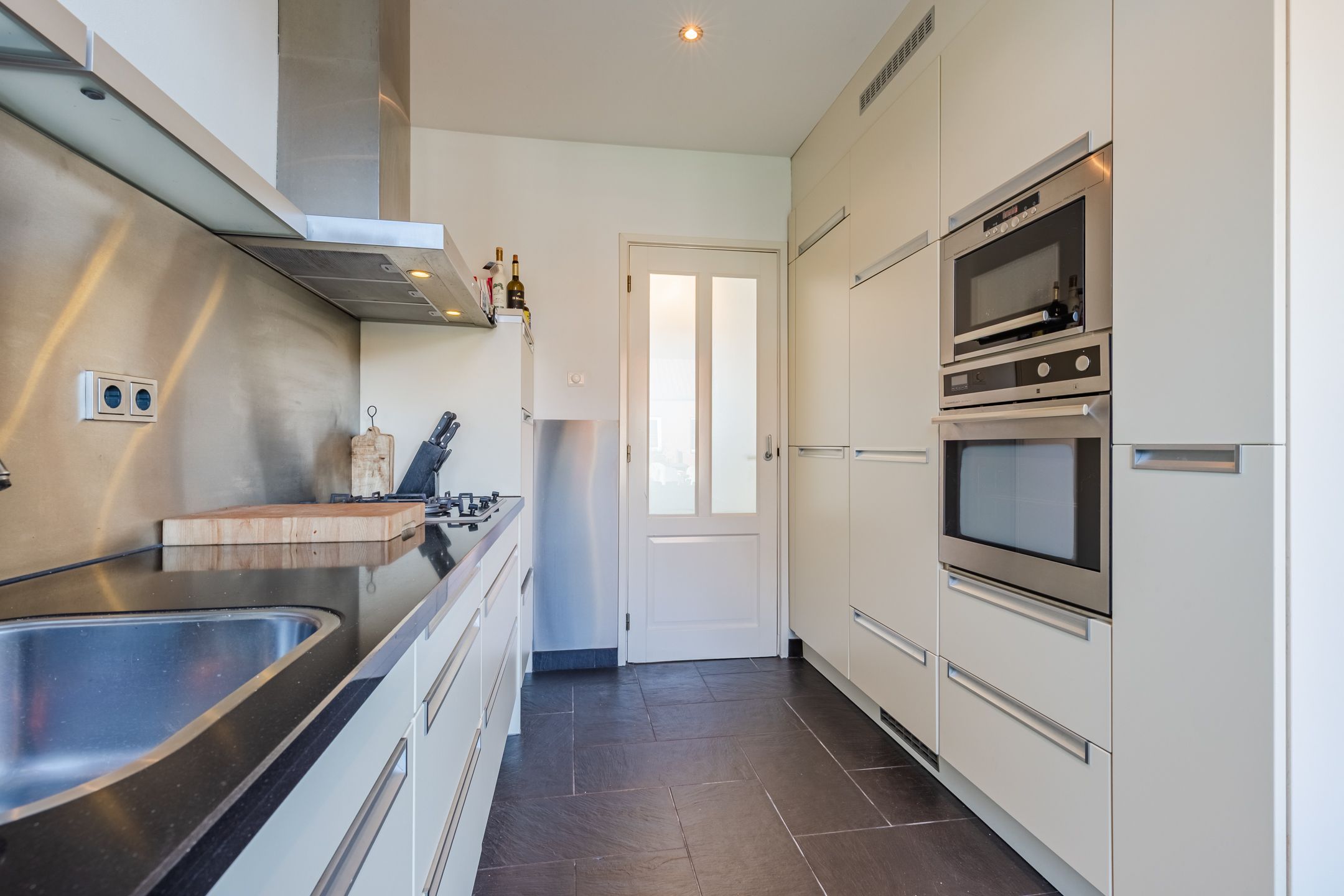 Foto 15 van Baroniestraat 9