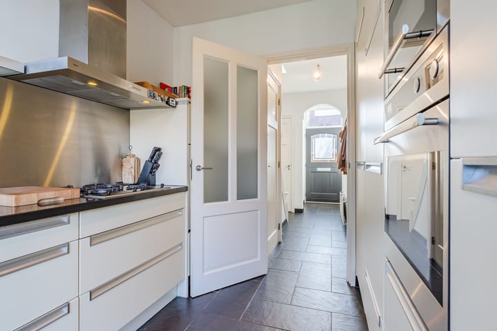 Foto 16 van Baroniestraat 9