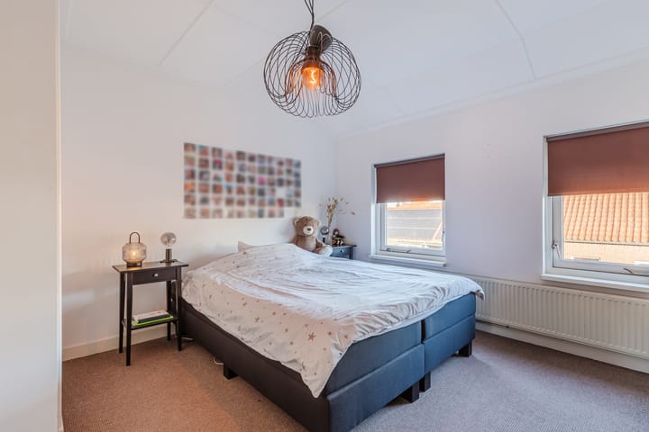 Foto 23 van Baroniestraat 9