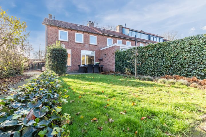 Foto 44 van Baroniestraat 9