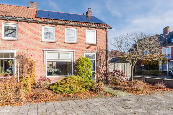 Foto 50 van Baroniestraat 9