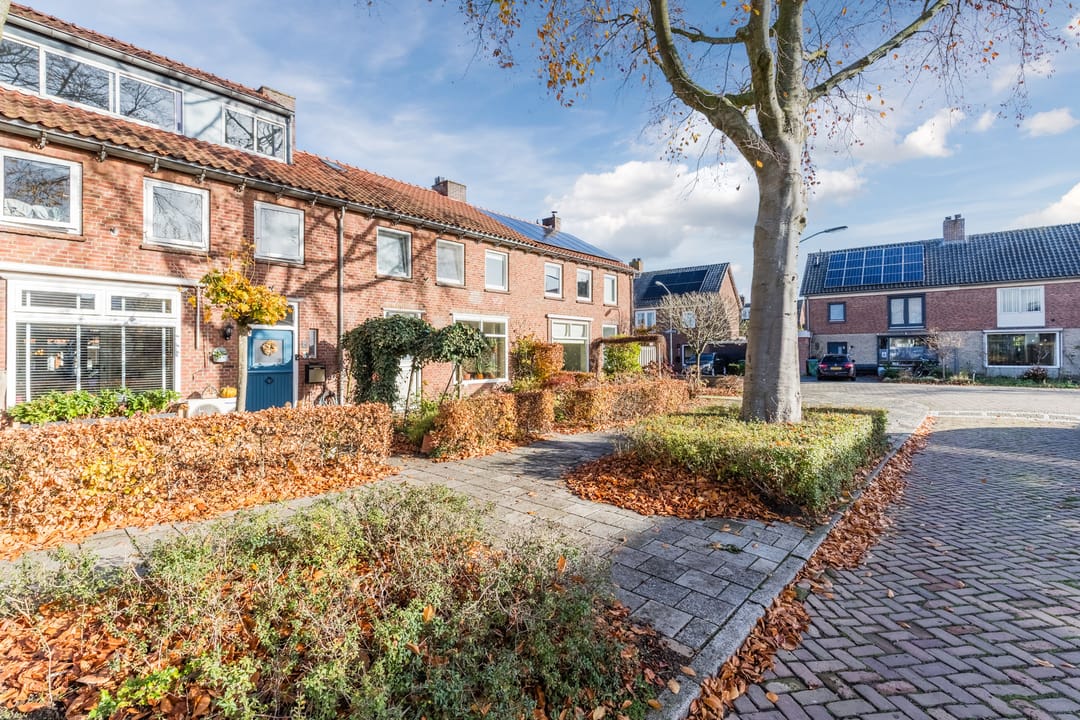 Foto 53 van Baroniestraat 9