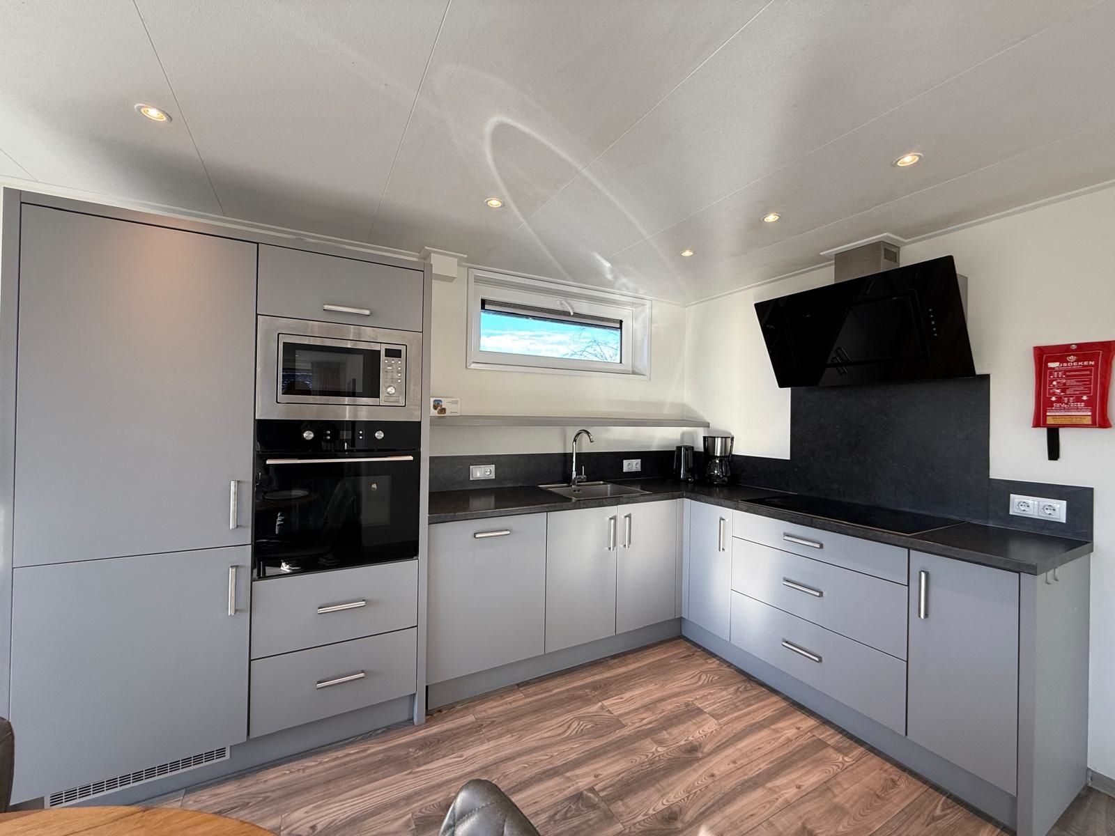 Foto 15 van Spijkweg 15-550