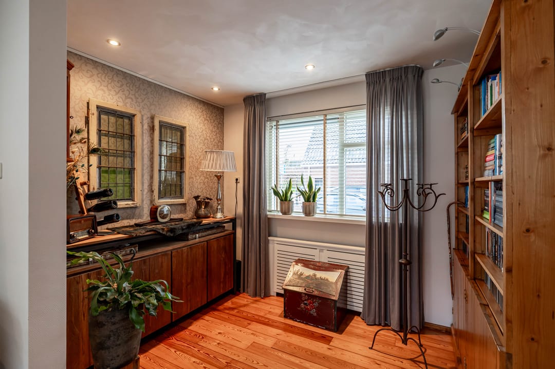 Photo 11 of Nieuweweg 60