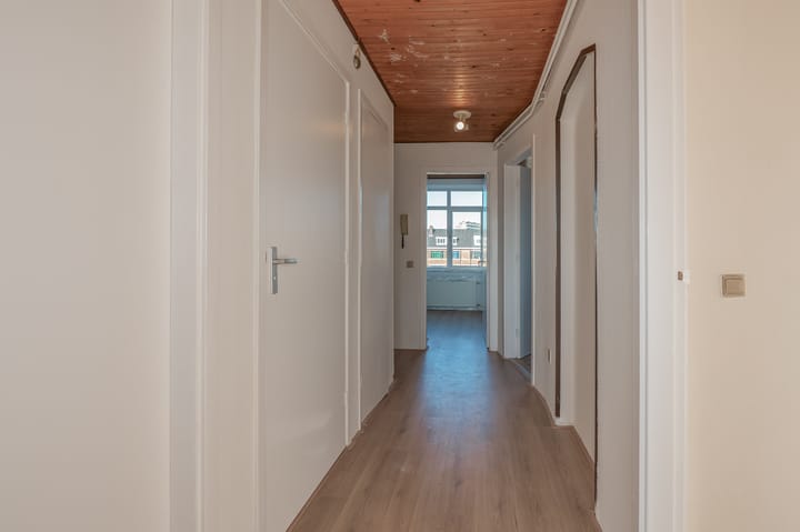 Photo 6 of Veenendaalkade 404