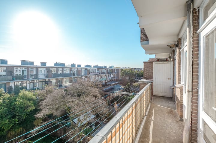 Photo 21 of Veenendaalkade 404